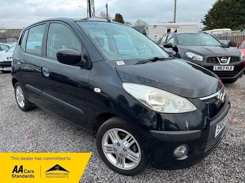 Black Used 2011 Hyundai i10 Comfort Hatchback | £2,495 (Fair price) - Image 1/4
