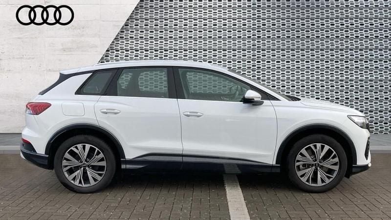 Used Audi Q4 e-tron Sport 210 kW (286 HP) 2025 White SUV