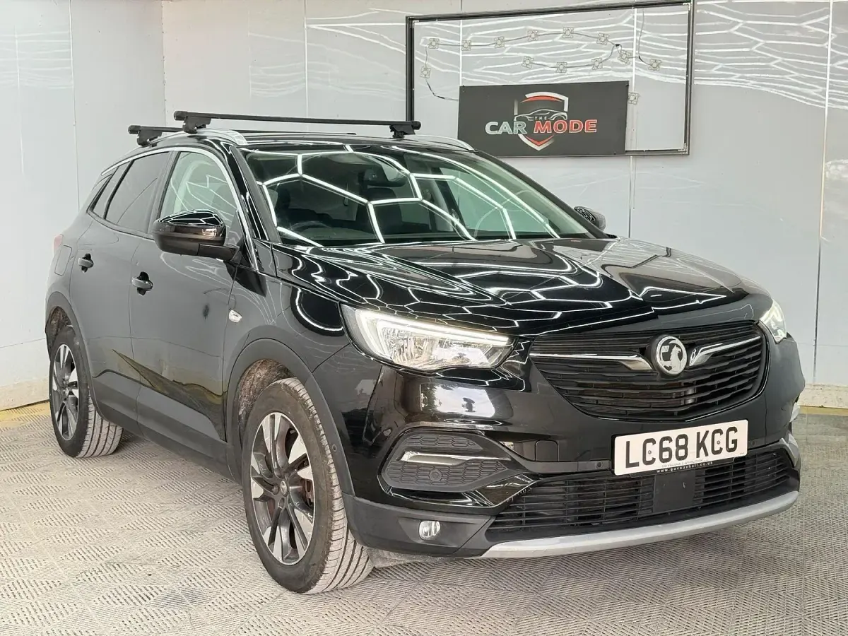 Used Vauxhall Grandland X Sport 131 HP (96 kW) 2018 SUV