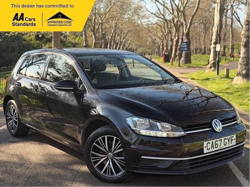 Used VW Golf VII SE 125 HP (91 kW) 2017 Black Hatchback