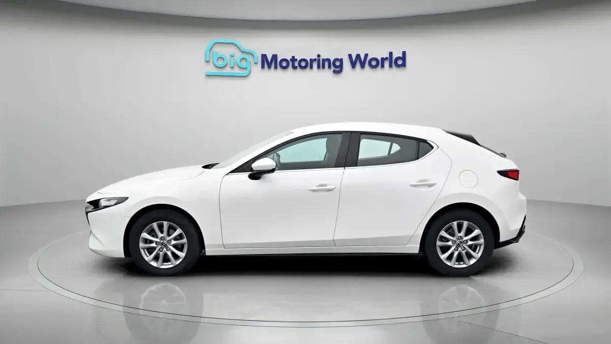 Used Mazda 3 Center-Line 121 HP (88 kW) 2024