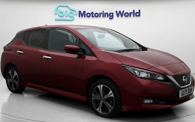 Used 2021 Nissan Leaf N-Connecta Hatchback | £12,600 (Fair price) - Image 1/4