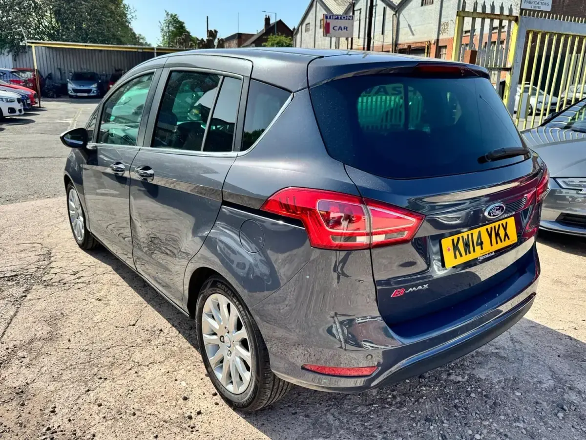Used Ford B-MAX Titanium 105 HP (77 kW) 2014 Grey MPV