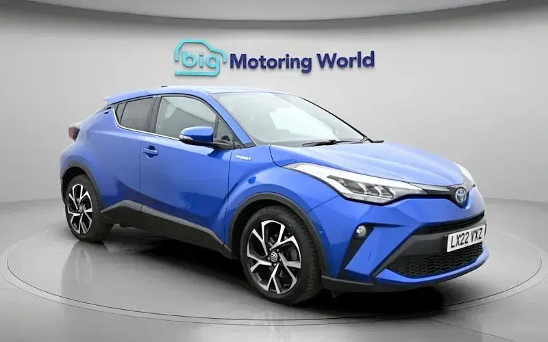Usado Toyota C-HR Design 140 HP (102 kW) 2022 SUV