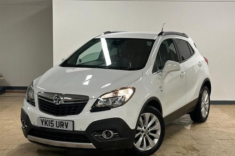 Used Vauxhall Mokka 115 HP (84 kW) 2015 White SUV