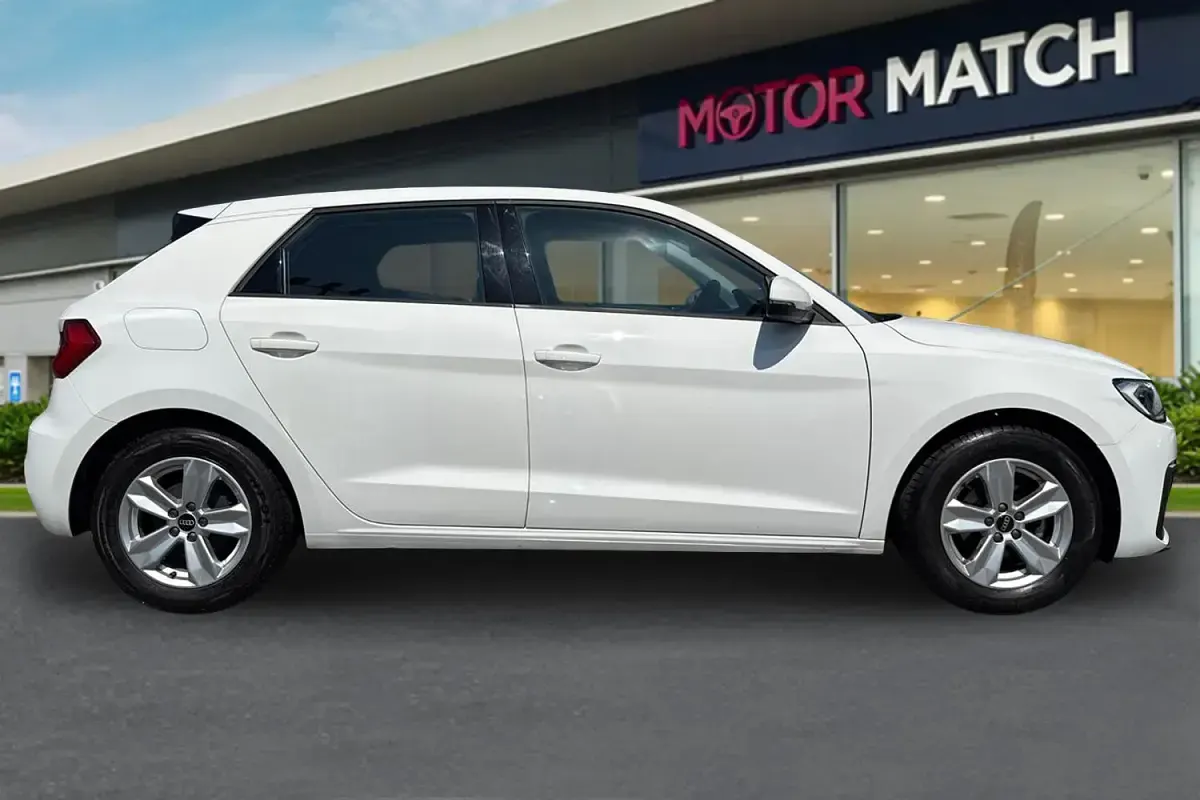 Used Audi A1 Sportback 2021 White Hatchback