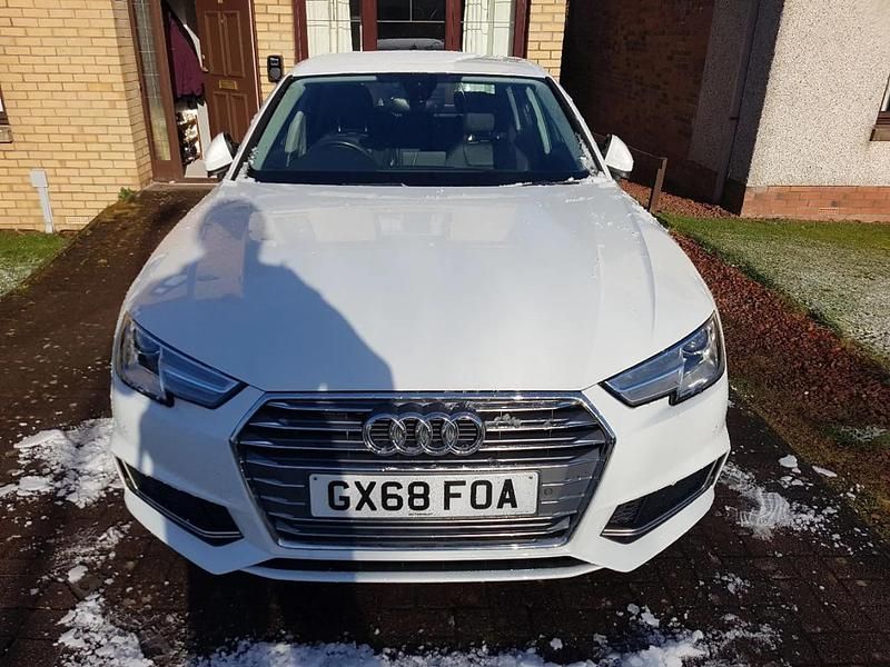 Used Audi A4 Sport 150 HP (110 kW) 2019 White Sedan