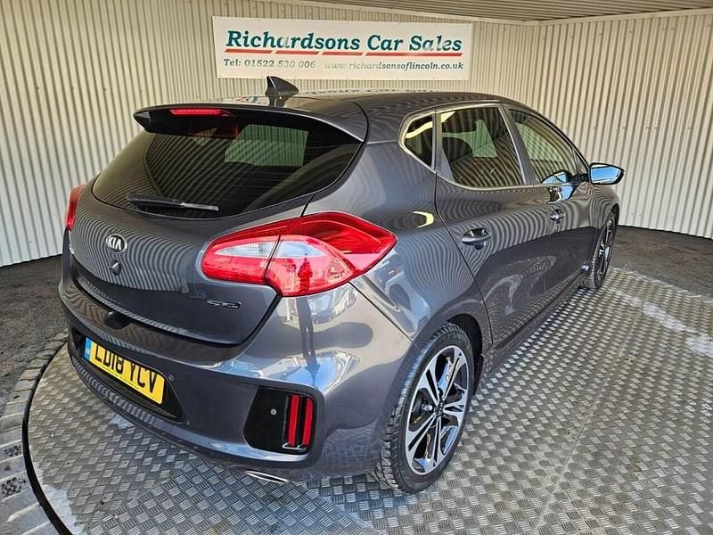 Used Kia Ceed GT-Line 134 HP (98 kW) 2018 Silver Hatchback