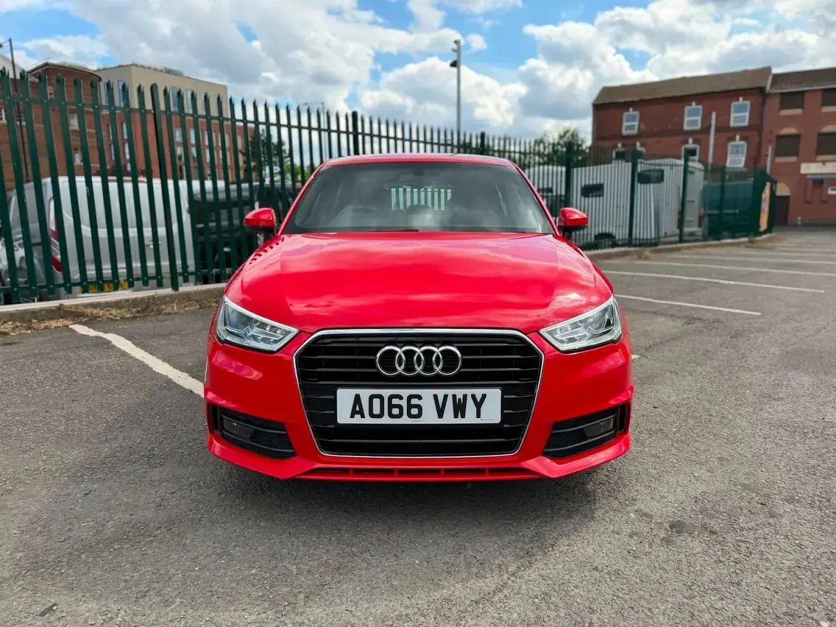 Used Audi A1 S-Line 125 HP (91 kW) 2016 Red Hatchback