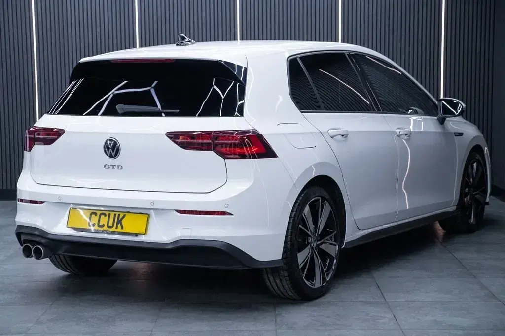 Used VW Golf VII GTD 200 HP (147 kW) 2021 White Hatchback