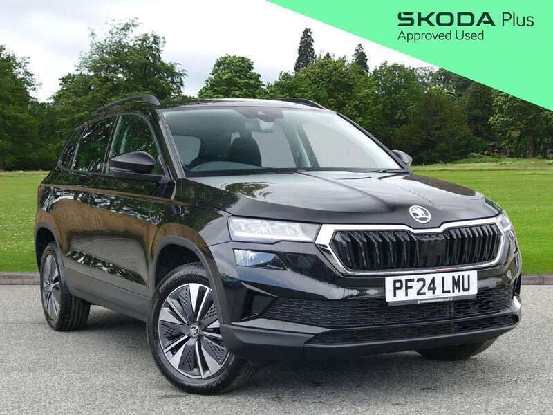 Black Used 2024 Skoda Karoq SE Drive SUV | £22,295 (Fair price) - Image 1/4