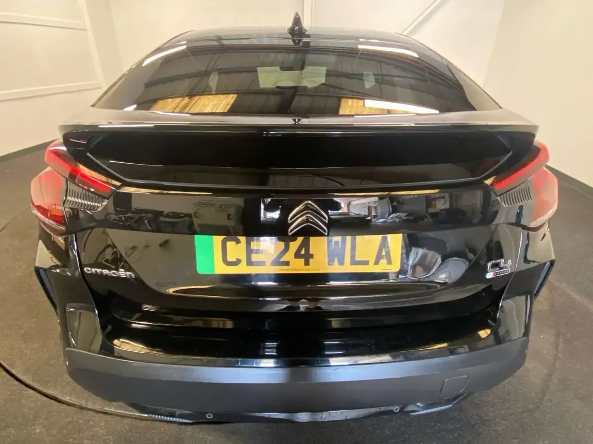 Used Citroën e-C4 100 kW (136 HP) 2024 Black SUV