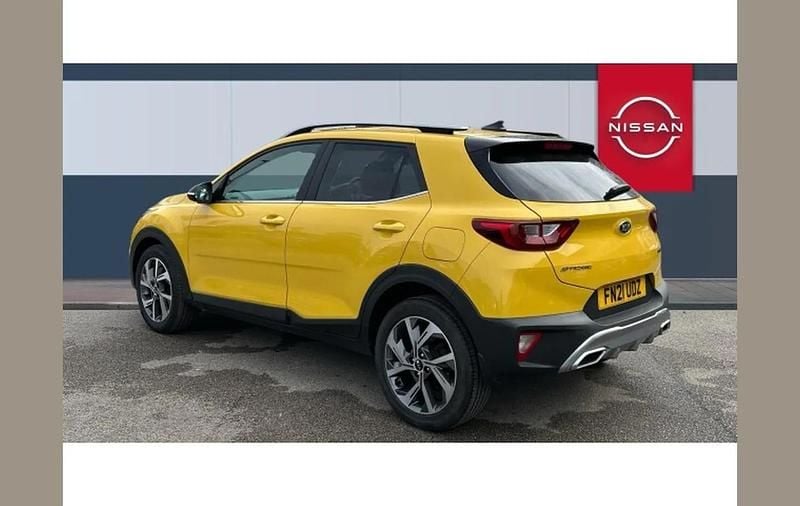 Used Kia Stonic GT-Line 117 HP (86 kW) 2021 Yellow SUV