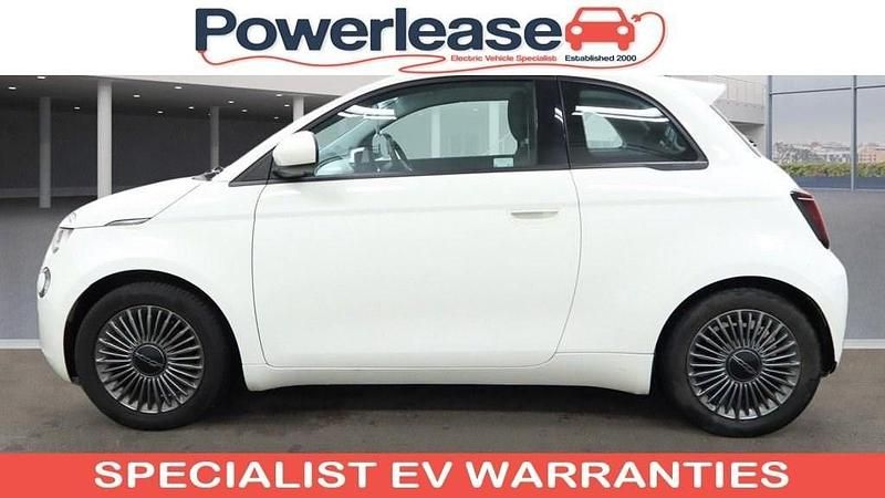 Used Fiat 500e Icon 86 kW (118 HP) 2022 White Hatchback