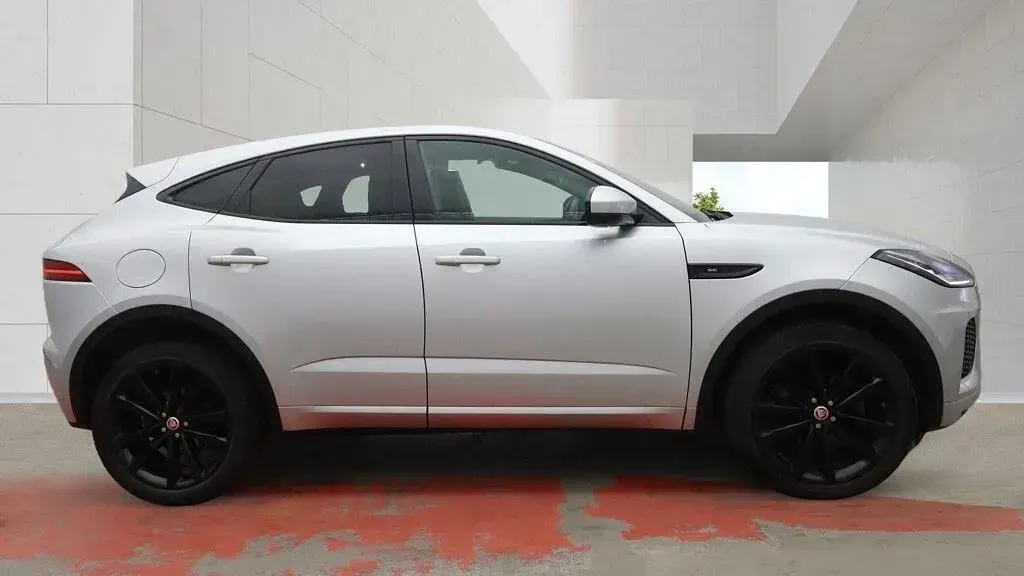 Usado Jaguar E-Pace R-Dynamic 2019 Prateado SUV