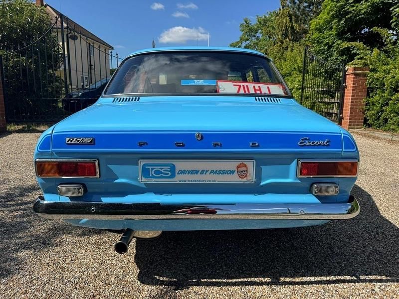Used Ford Escort 100 HP (73 kW) 1974 Blue Sedan