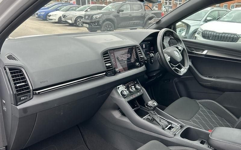 Used Skoda Karoq SportLine 190 HP (139 kW) 2023 White SUV