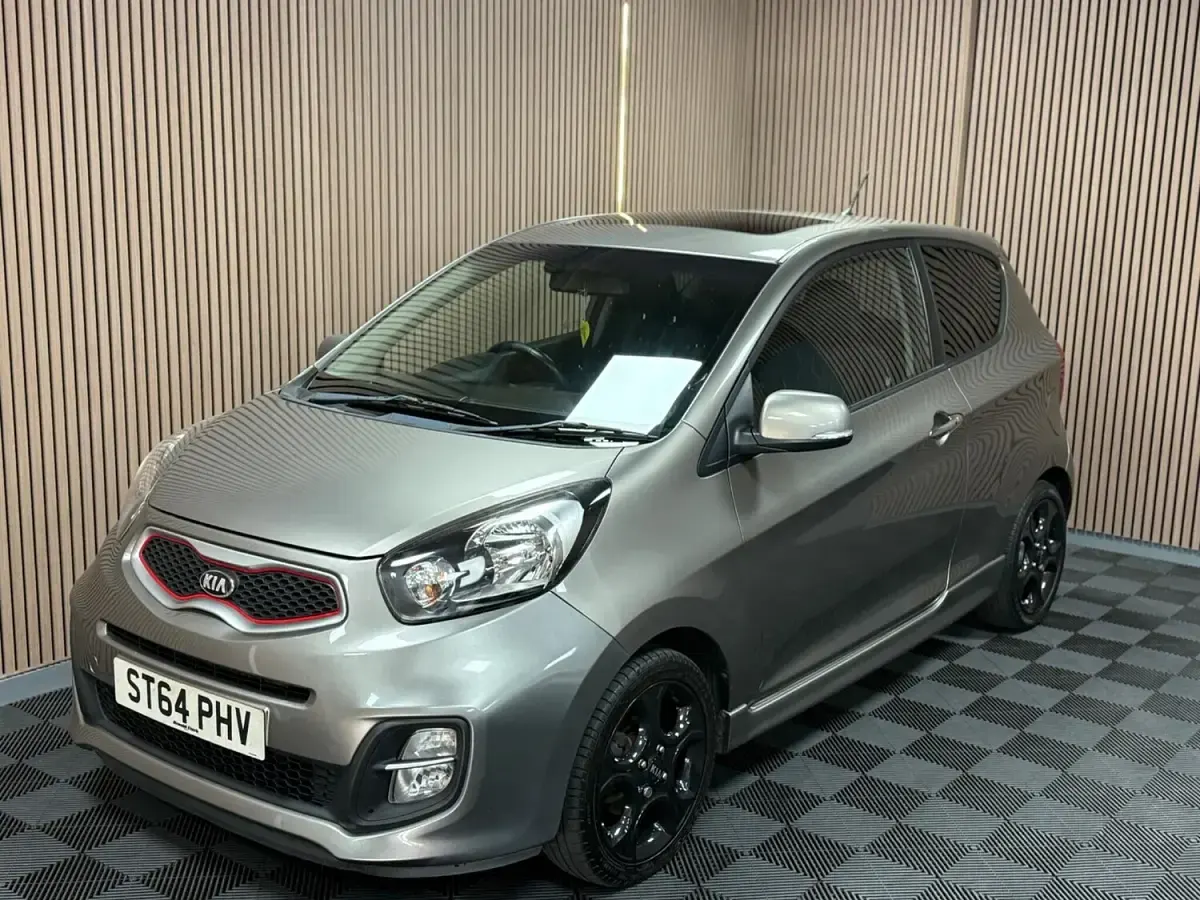 Used Kia Picanto 84 HP (61 kW) 2014 Silver Hatchback
