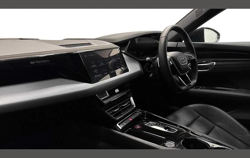 Used Audi e-tron GT quattro Comfort 384 kW (523 HP) 2023 Black Sedan