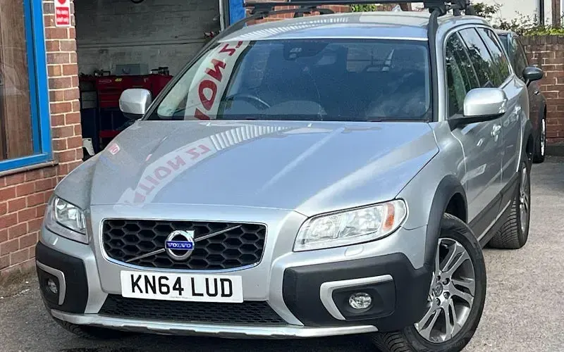 Used Volvo XC70 SE 215 HP (158 kW) 2015 Estate