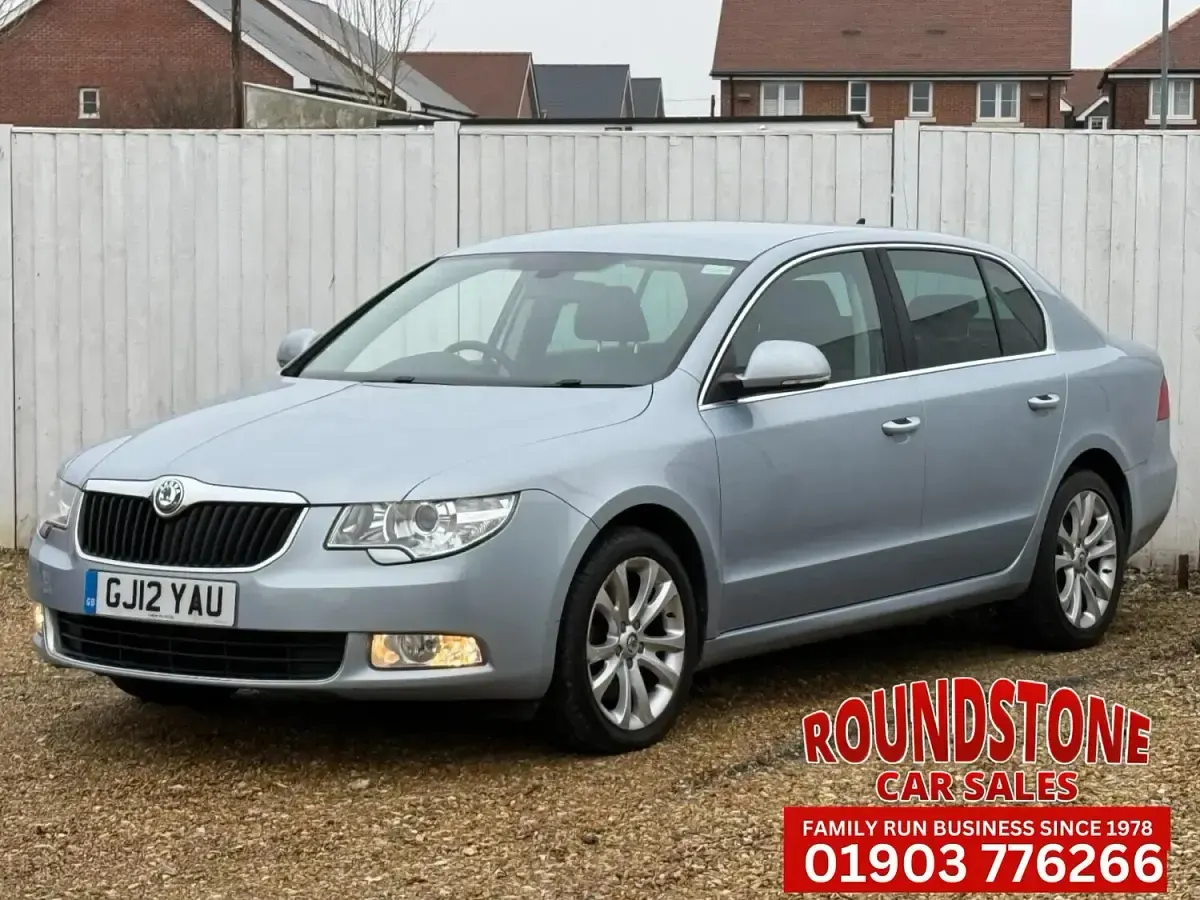 Used Skoda Superb SE 160 HP (117 kW) 2012 Blue Hatchback