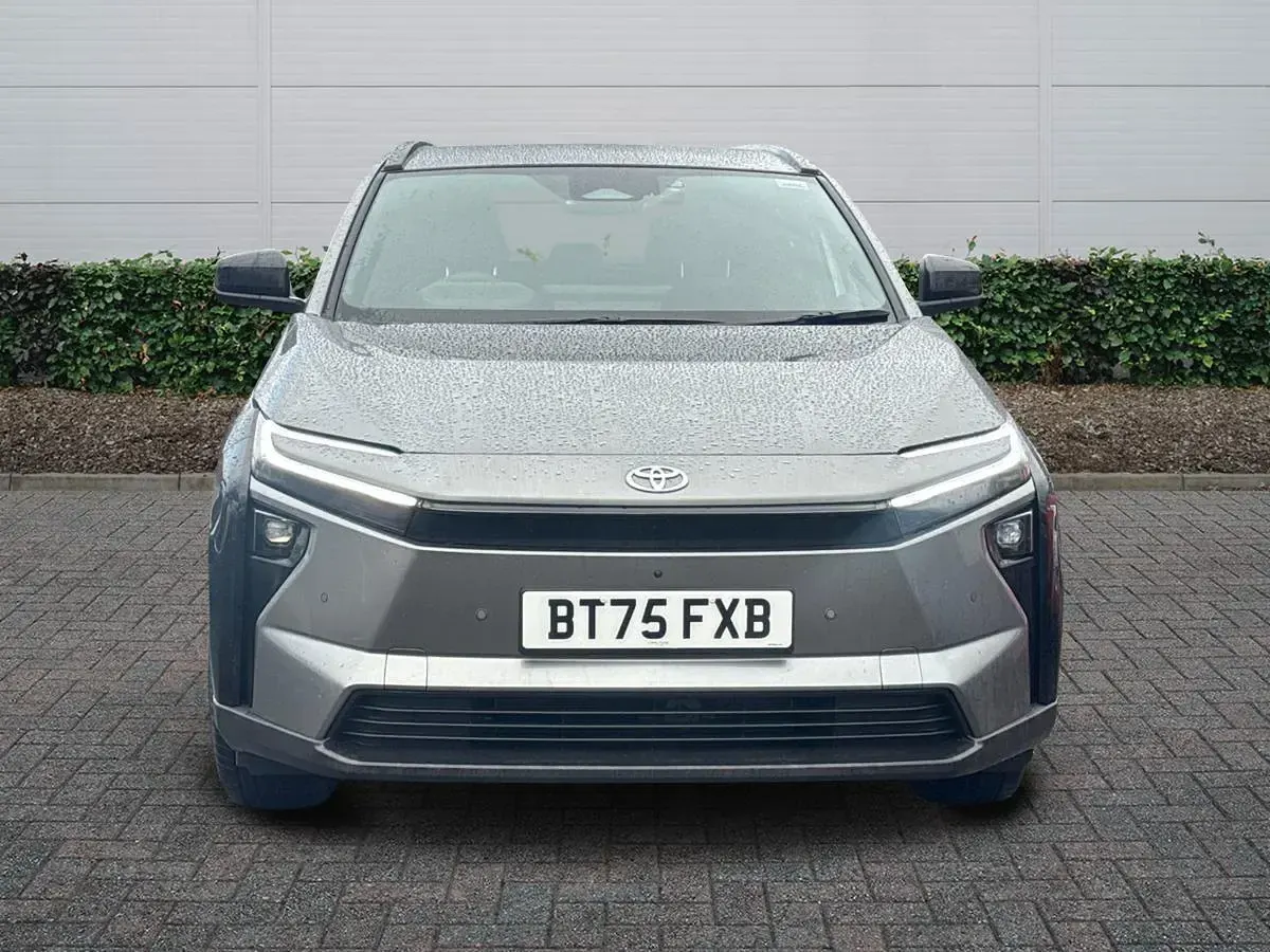 Used Toyota bZ4X Design 164 kW (224 HP) 2025 Grey SUV
