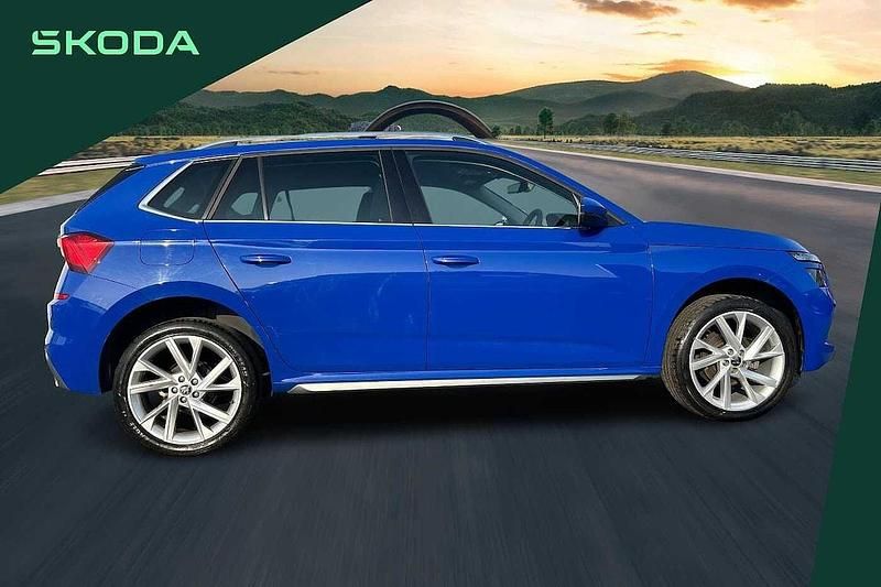 Used Skoda 110 R SE L Executive 81 HP (59 kW) 2022 Energy blue Estate