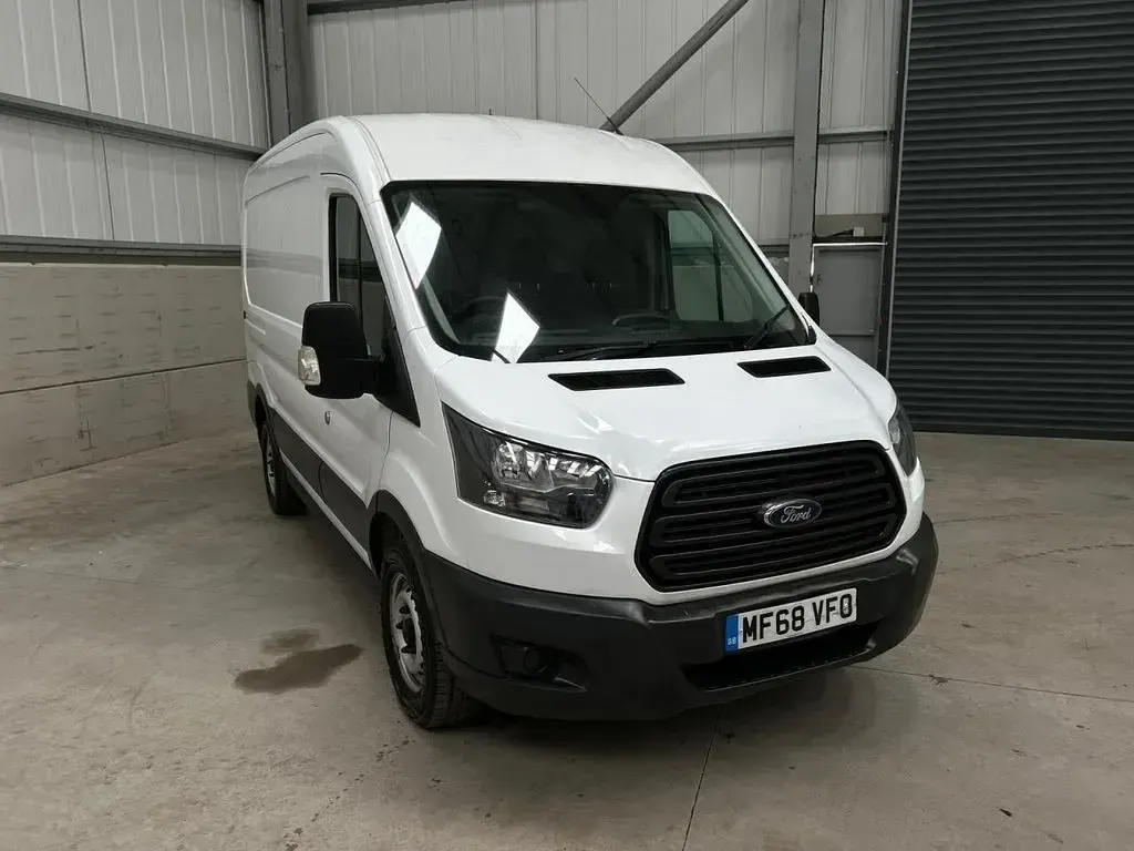 Used Ford Transit 130 HP (95 kW) 2018 White Van