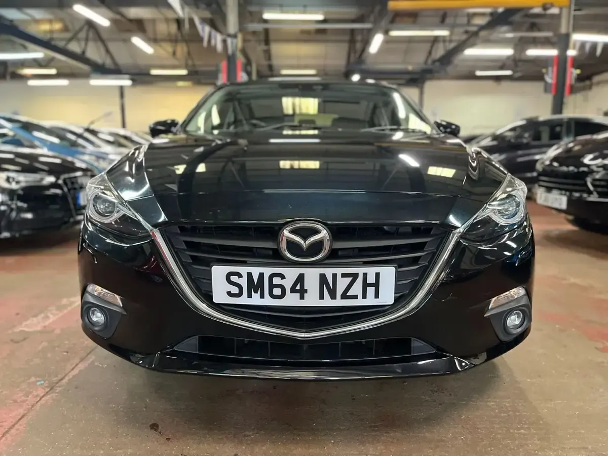 Usado Mazda 3 165 HP (121 kW) 2015 Preto Citadino