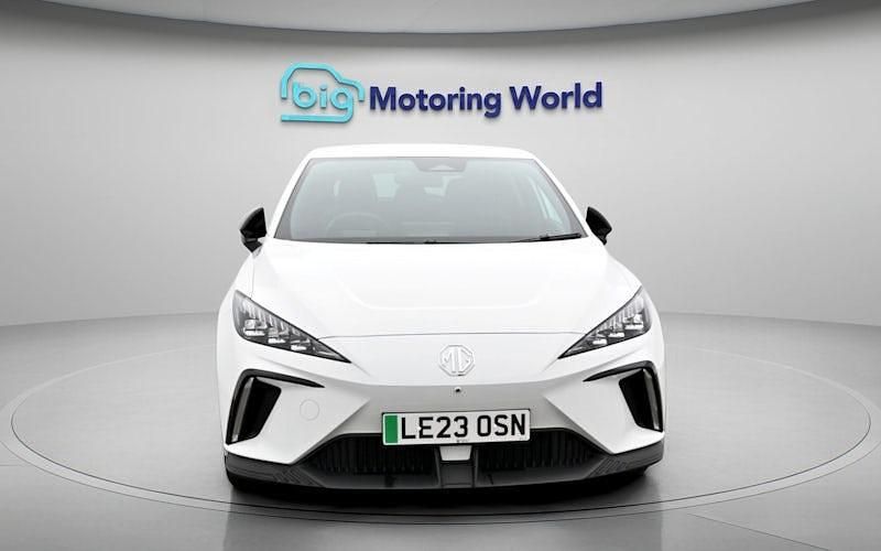 Used MG MG4 EV Trophy 150 kW (204 HP) 2025 Hatchback