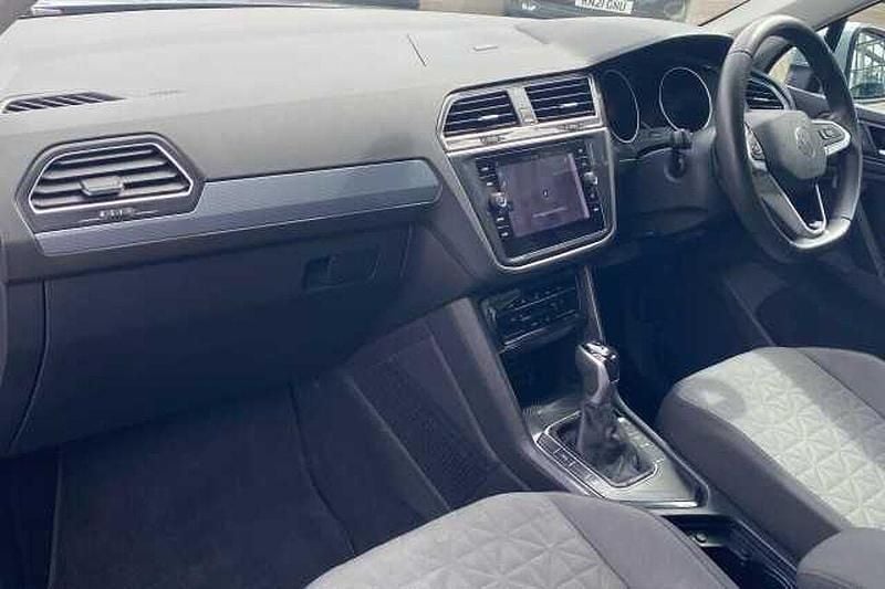 Image 2/4