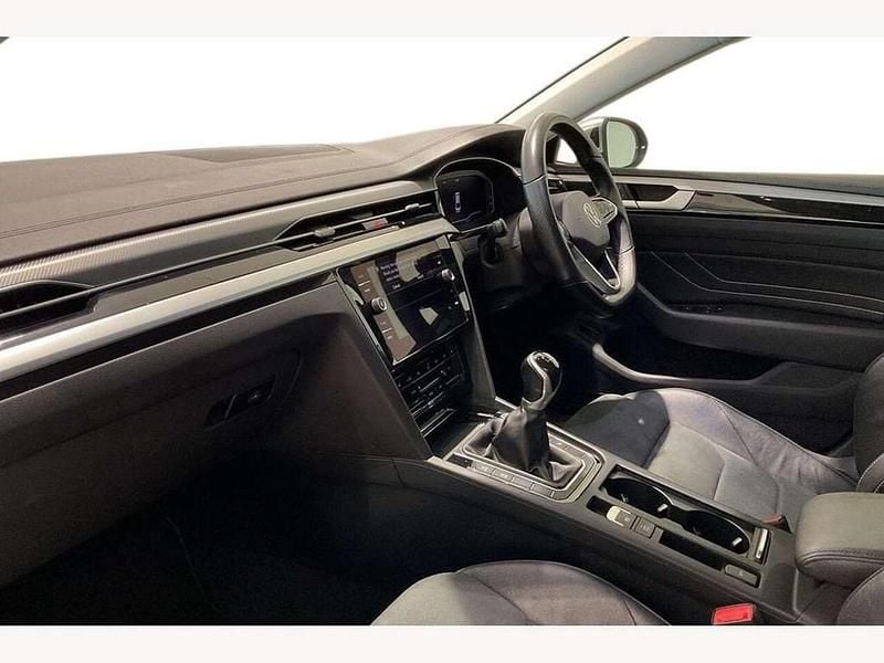 Usado VW Arteon Elegance 150 HP (110 kW) 2021 Azul Citadino