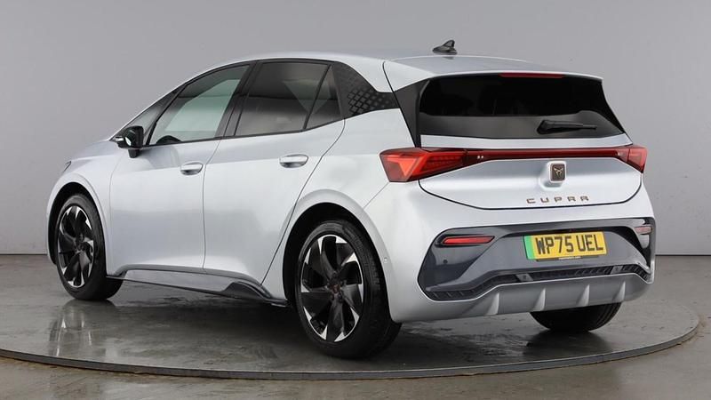 New Cupra Born e-Boost 169 kW (231 HP) 2026 Silver Hatchback
