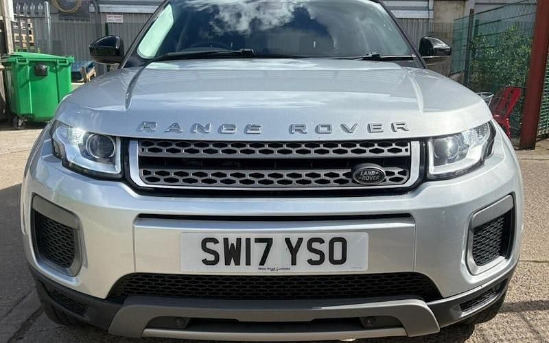 Used Land Rover Range Rover evoque SE 240 HP (176 kW) 2017 Hatchback