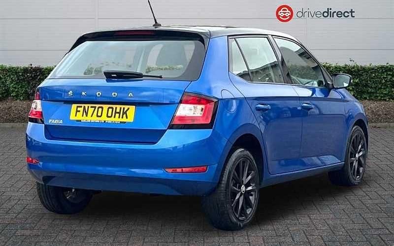 Used Skoda Fabia Colour Edition 95 HP (69 kW) 2020 Blue Hatchback