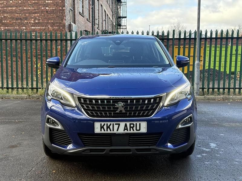 Used Peugeot 3008 Active 120 HP (88 kW) 2017 Blue Hatchback