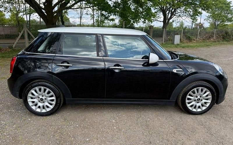 Usado Mini Cooper D Hatch 116 HP (85 kW) 2017 Citadino