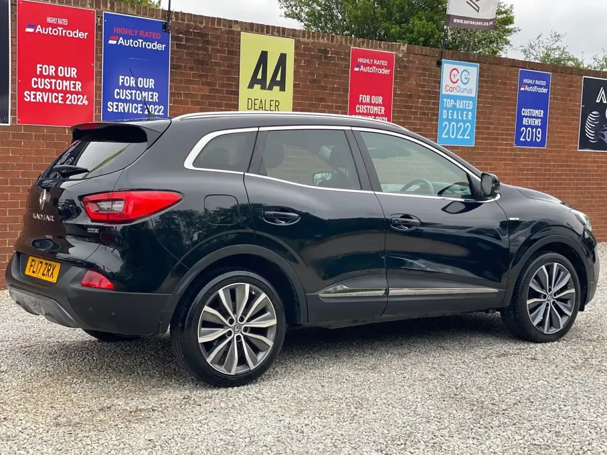 Usado Renault Kadjar Signature S 110 HP (80 kW) 2017 Preto SUV