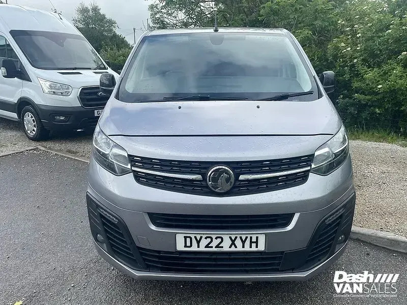Used Vauxhall Vivaro Sportive 150 HP (110 kW) 2022 Grey MPV