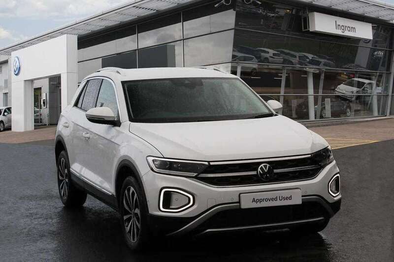 White Used 2023 VW T-Roc Style SUV | £20,450 (Fair price) - Image 1/4