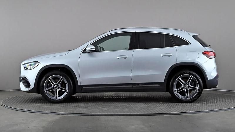 Used Mercedes GLA250 Exclusive 218 HP (160 kW) 2022 Silver SUV