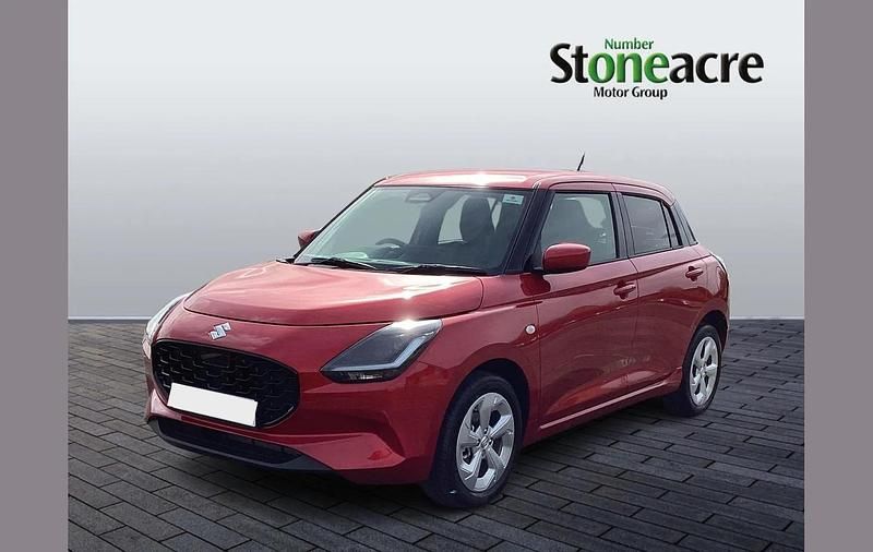 Used Suzuki Swift 80 HP (58 kW) 2025 Red Hatchback