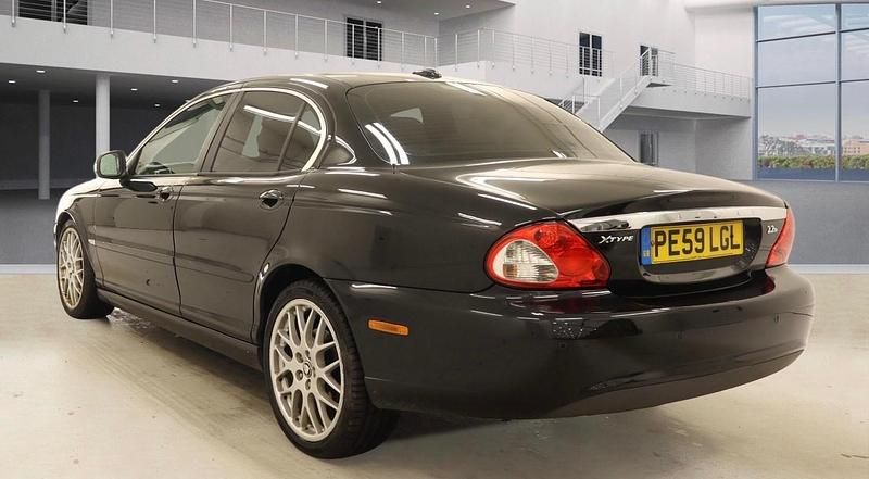 Used Jaguar X-type SE 2009 Black Sedan