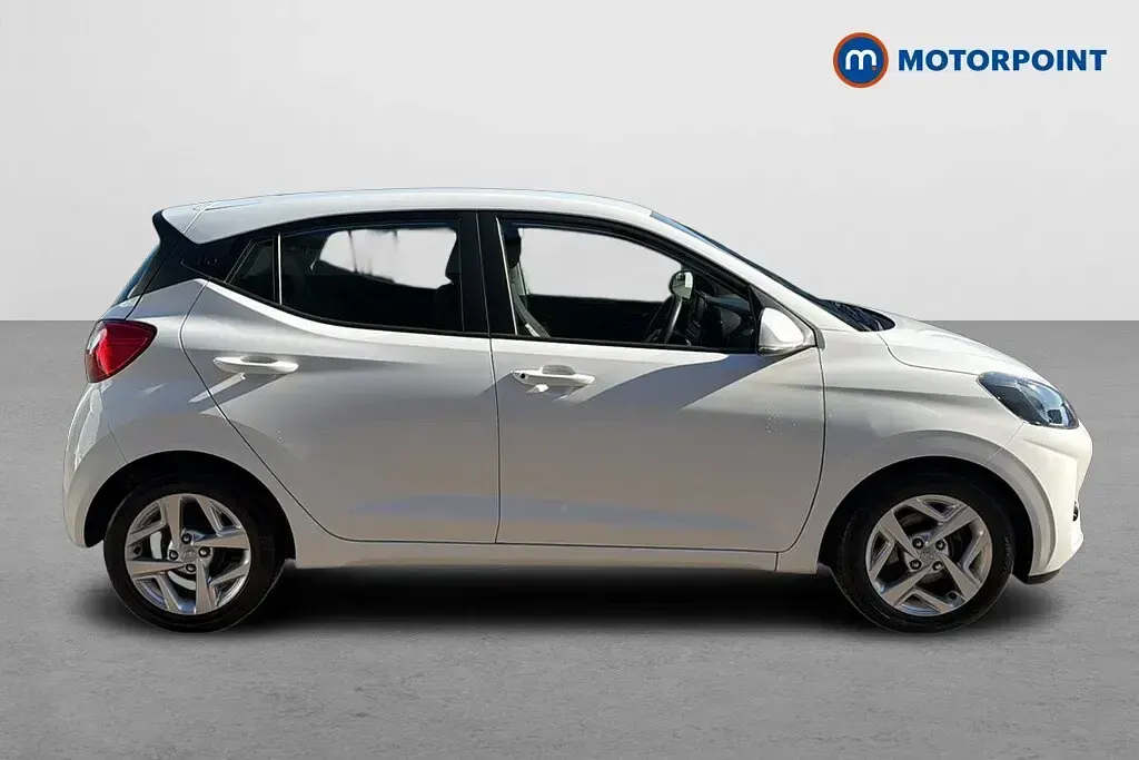 Used Hyundai i10 SE 2021 White Hatchback