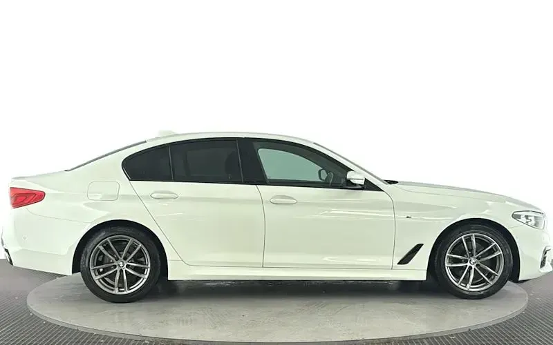 Used BMW 520 M Sport 190 HP (139 kW) 2020 White Sedan