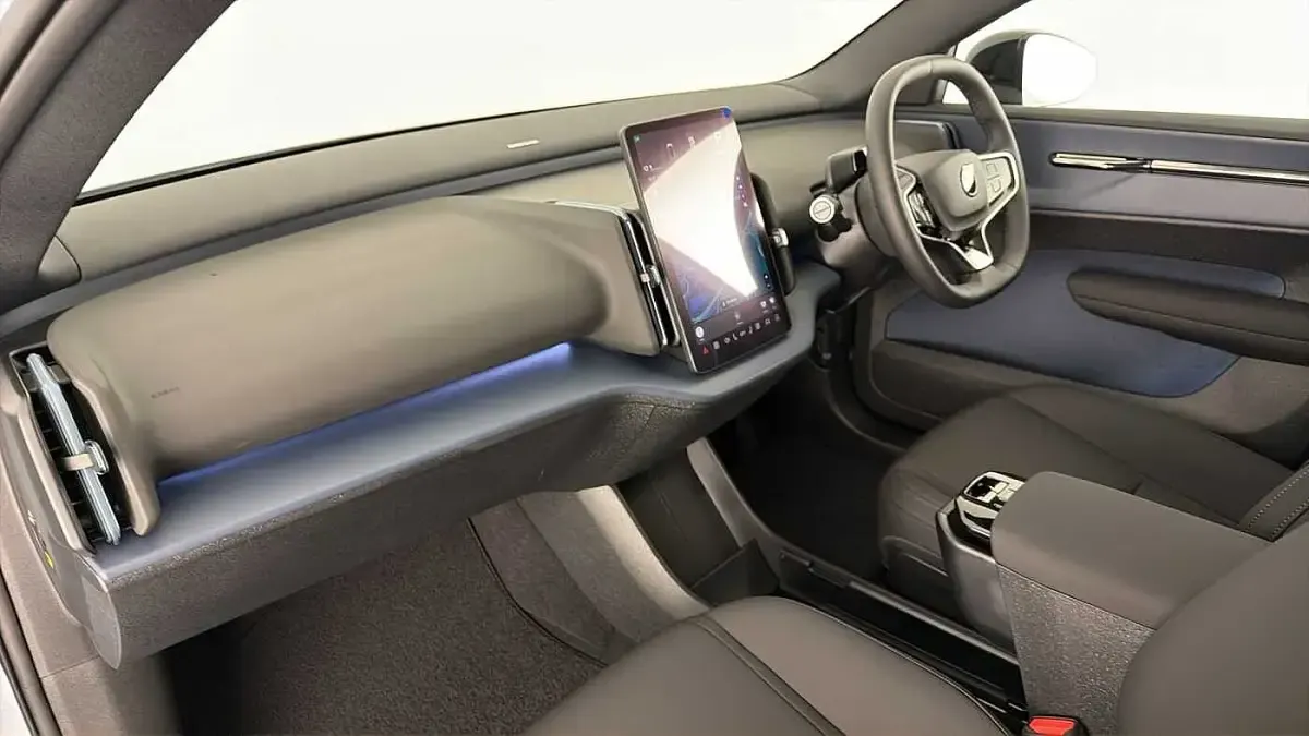 New Volvo EX30 Plus 200 kW (272 HP) 2026 Cloud blue SUV