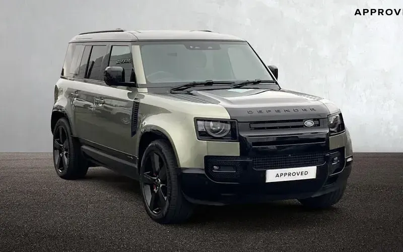 Used Land Rover Defender 349 HP (256 kW) 2024 SUV