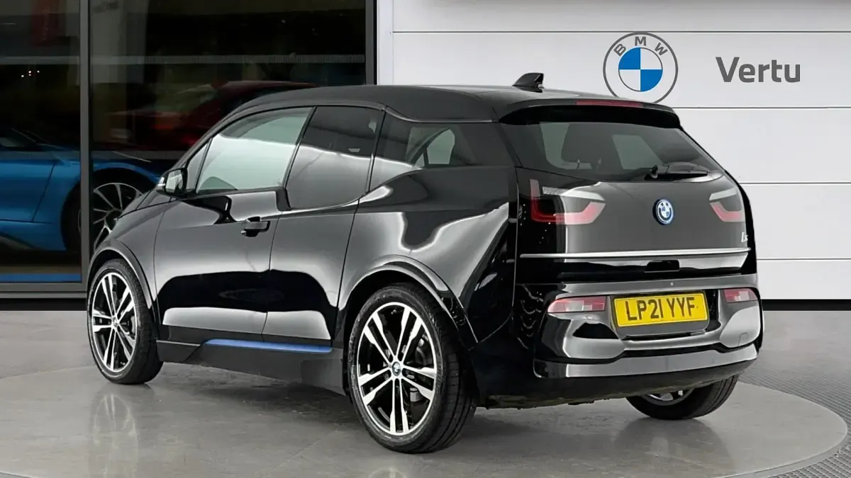 Used BMW i3 Comfort Edition 135 kW (184 HP) 2021 Fluid black with blue highlight Hatchback