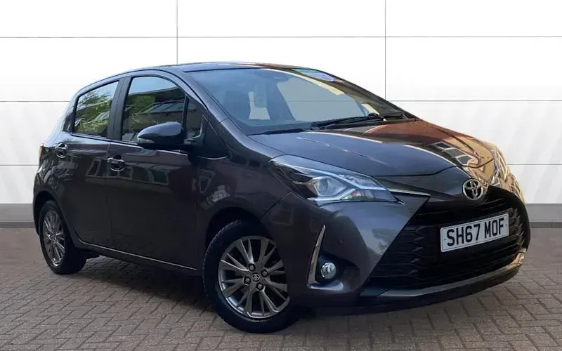 Begagnad Toyota Yaris 111 HK (81 kW) 2019 Halvkombi