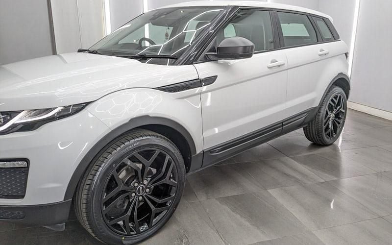 Used Land Rover Range Rover evoque SE 240 HP (176 kW) 2018 Hatchback